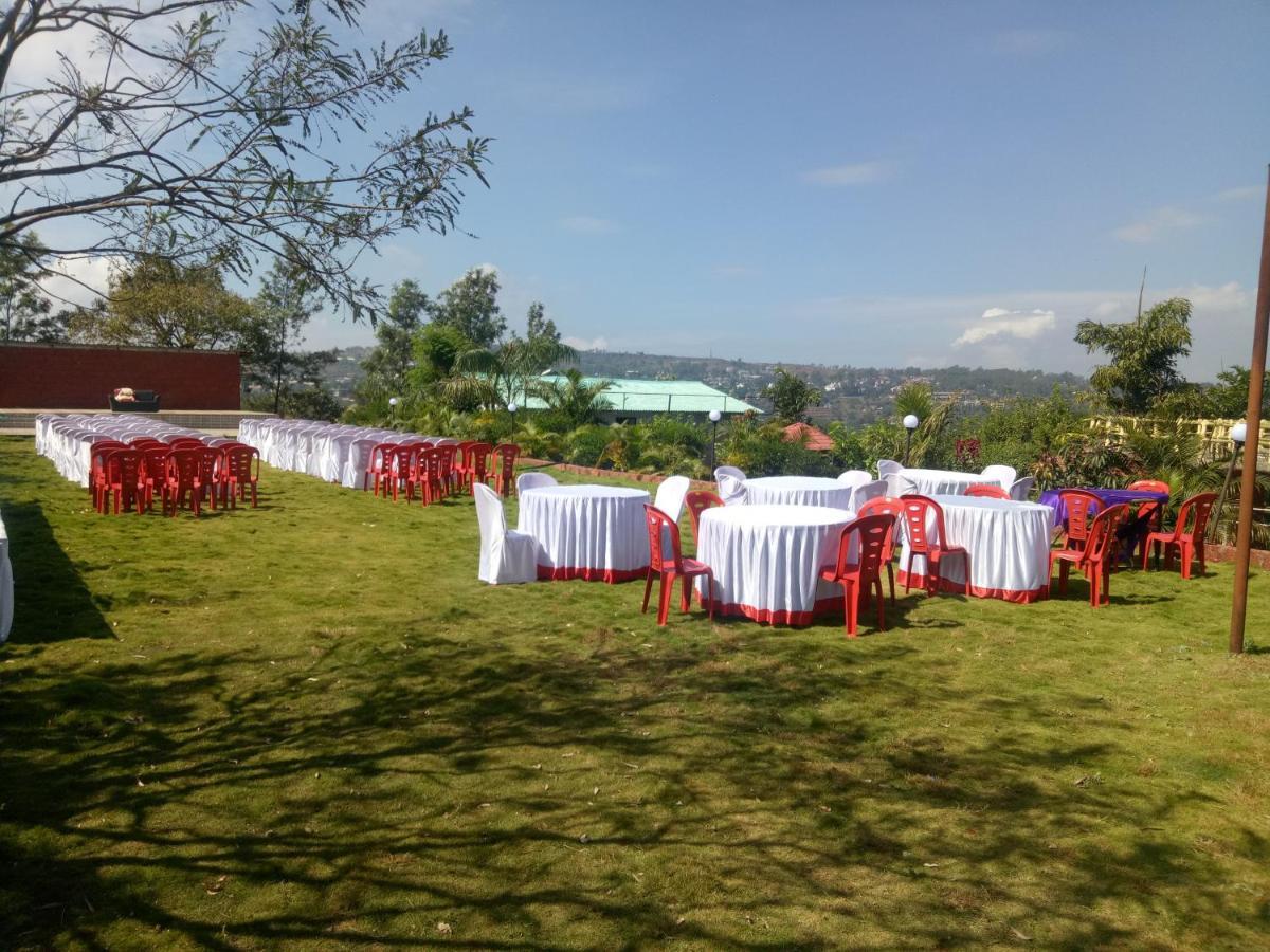 Exotic Valley Hotel Mahābaleshwar Kültér fotó