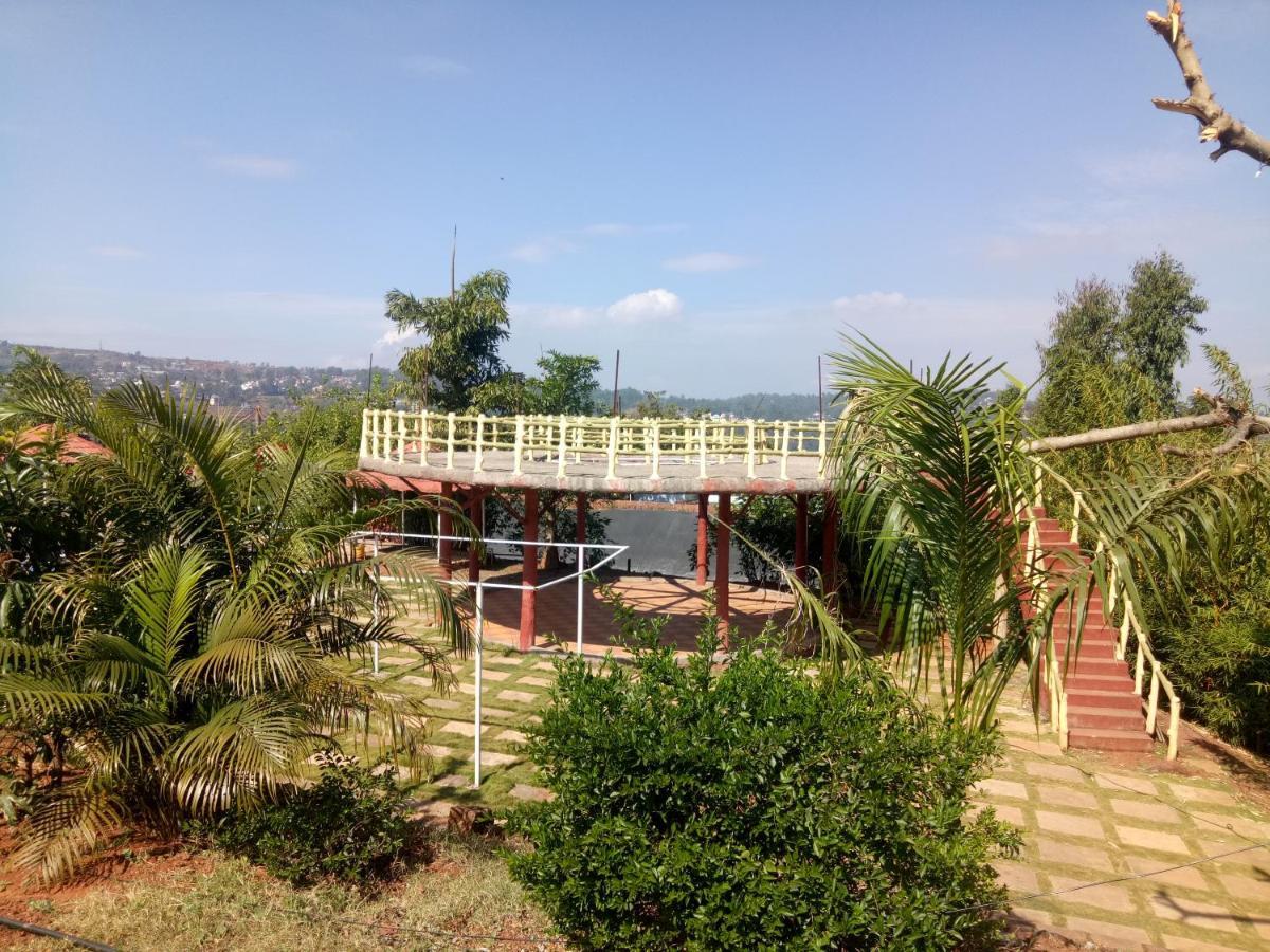 Exotic Valley Hotel Mahābaleshwar Kültér fotó