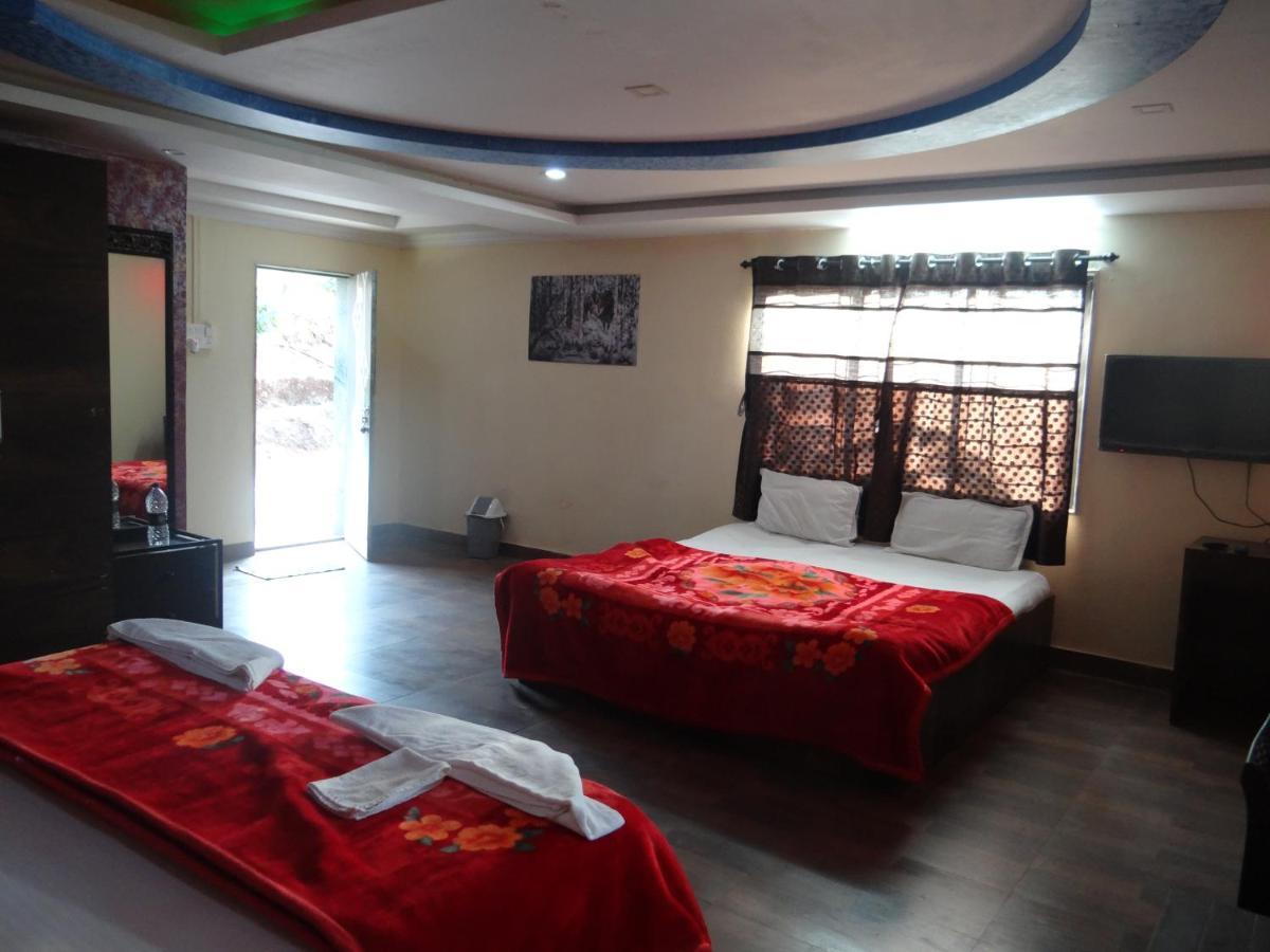 Exotic Valley Hotel Mahābaleshwar Kültér fotó