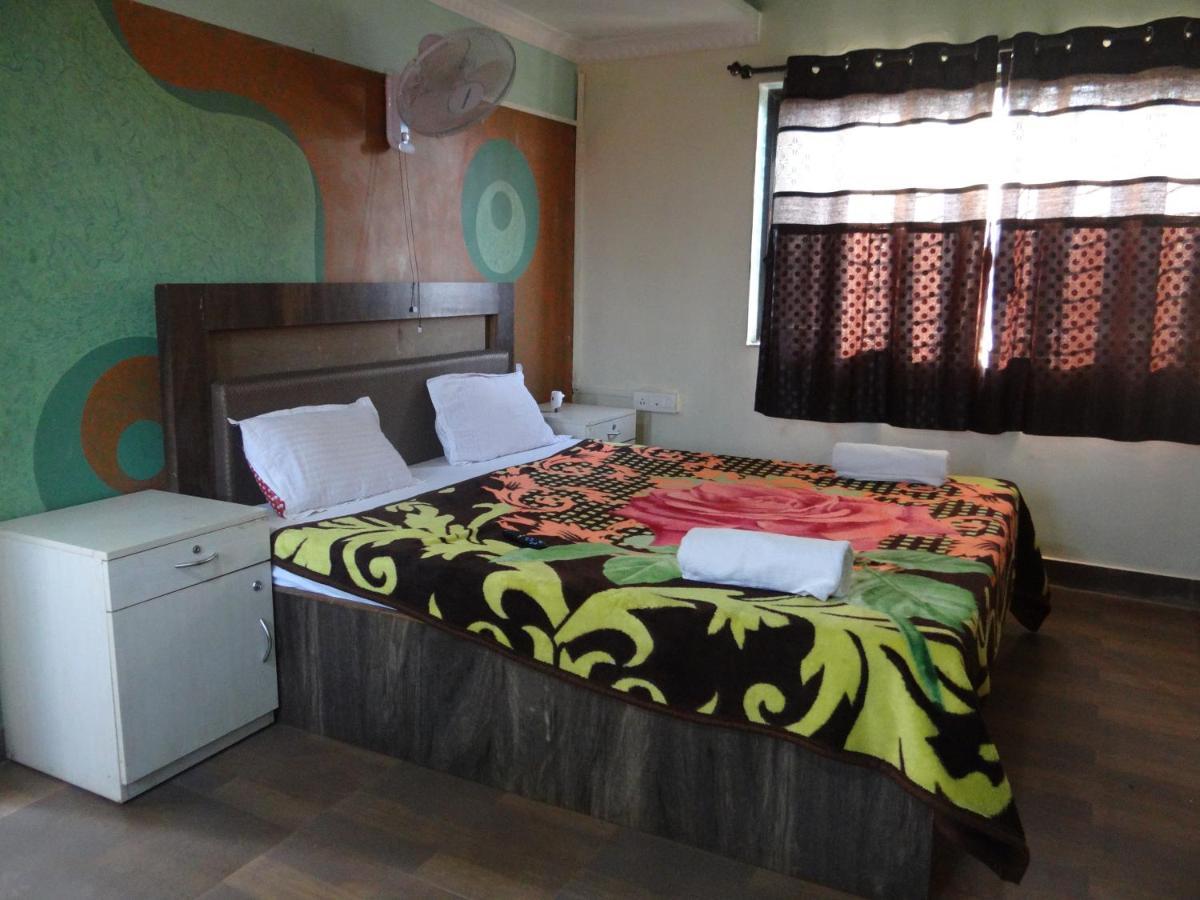 Exotic Valley Hotel Mahābaleshwar Kültér fotó