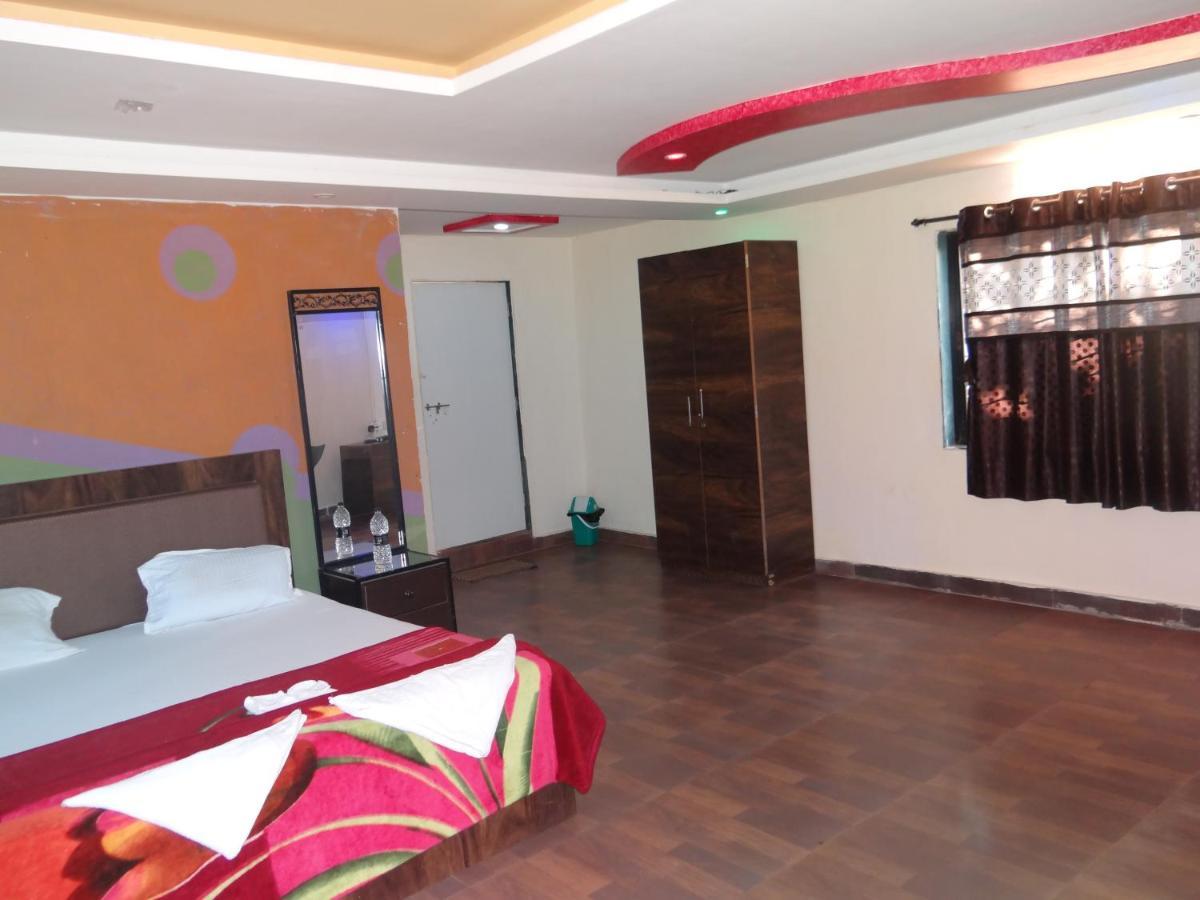 Exotic Valley Hotel Mahābaleshwar Kültér fotó