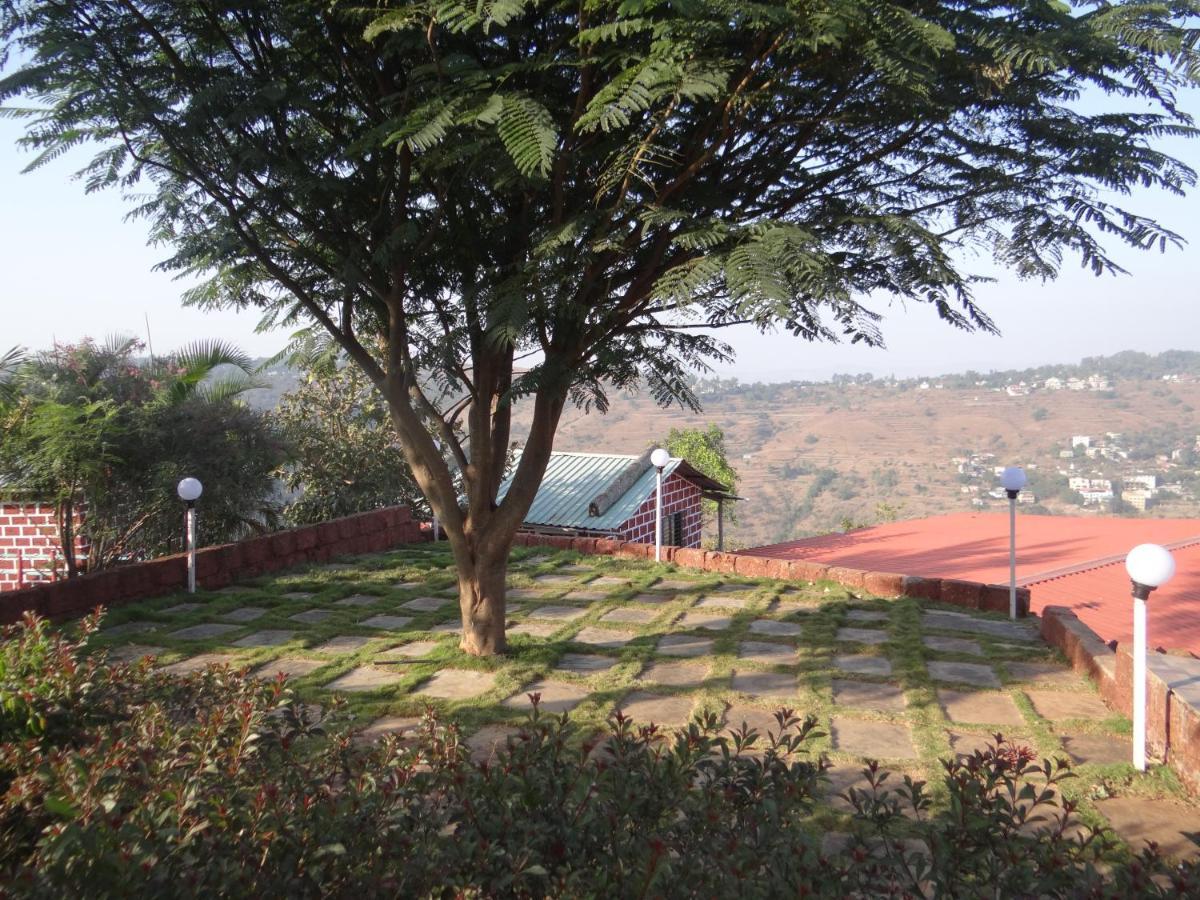 Exotic Valley Hotel Mahābaleshwar Kültér fotó